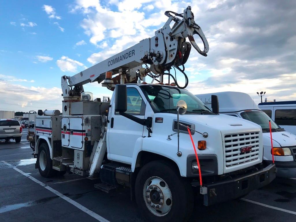 2005 GMC C8500 Digger Derrick Truck