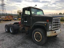 International S2500 T/A Road Tractor (INOPERABLE)