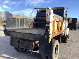 1995 NAVISTAR INTERNATIONAL 4700 DT 466 DUMP TRUCK