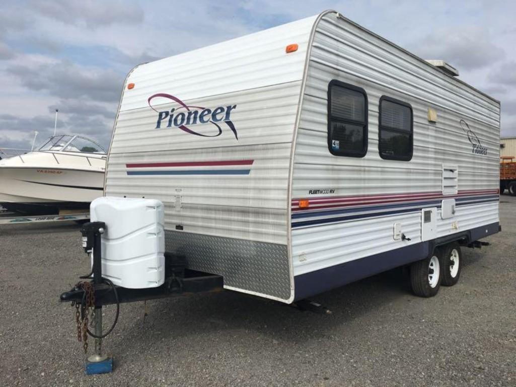 2004 PIONEER FLEETWOOD RV