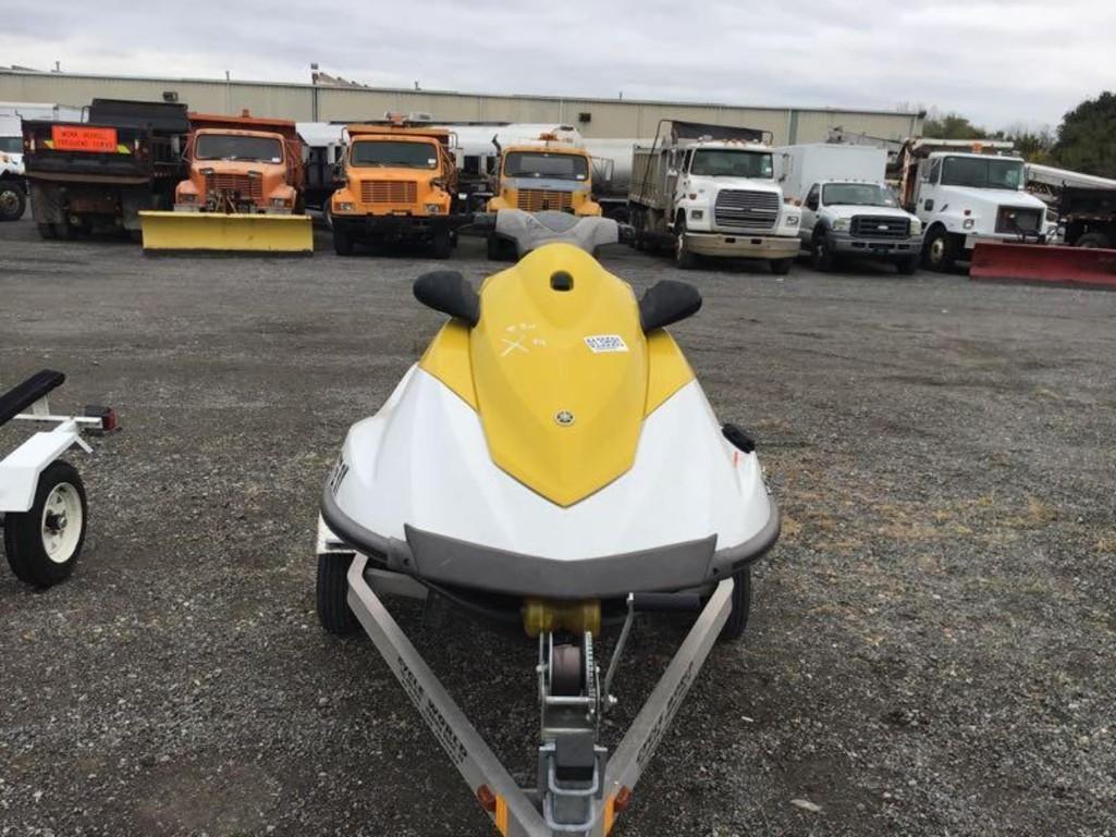 2015 YAMAHA WAVERUNNER