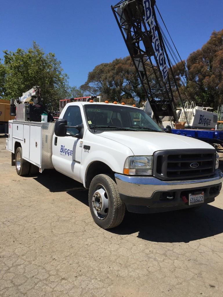 2002 Ford F550 XL Utility Truck (Unit #ST-8)