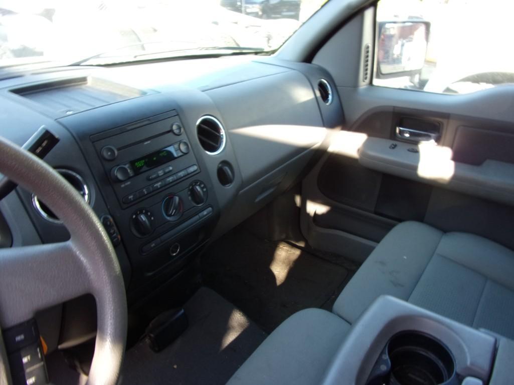 2007 Ford F150 XL Ext. Cab Pickup Truck