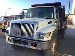 2005 INTERNATIONAL 7500 DUMP TRUCK