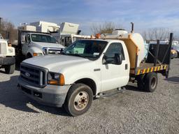 2005 FORD F350FLATBED TRUCK w/LIFTGATE, POLYMER TANK and ELECTROLUX TARGET PRO 65 G 36? CONCRETE SAW