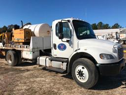 2012 Freightliner Business Class M2 Truck