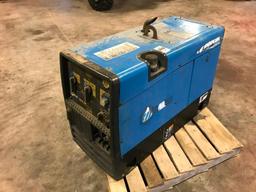 2005 Miller Bobcat 250 Welder/Generator (LTS #331)