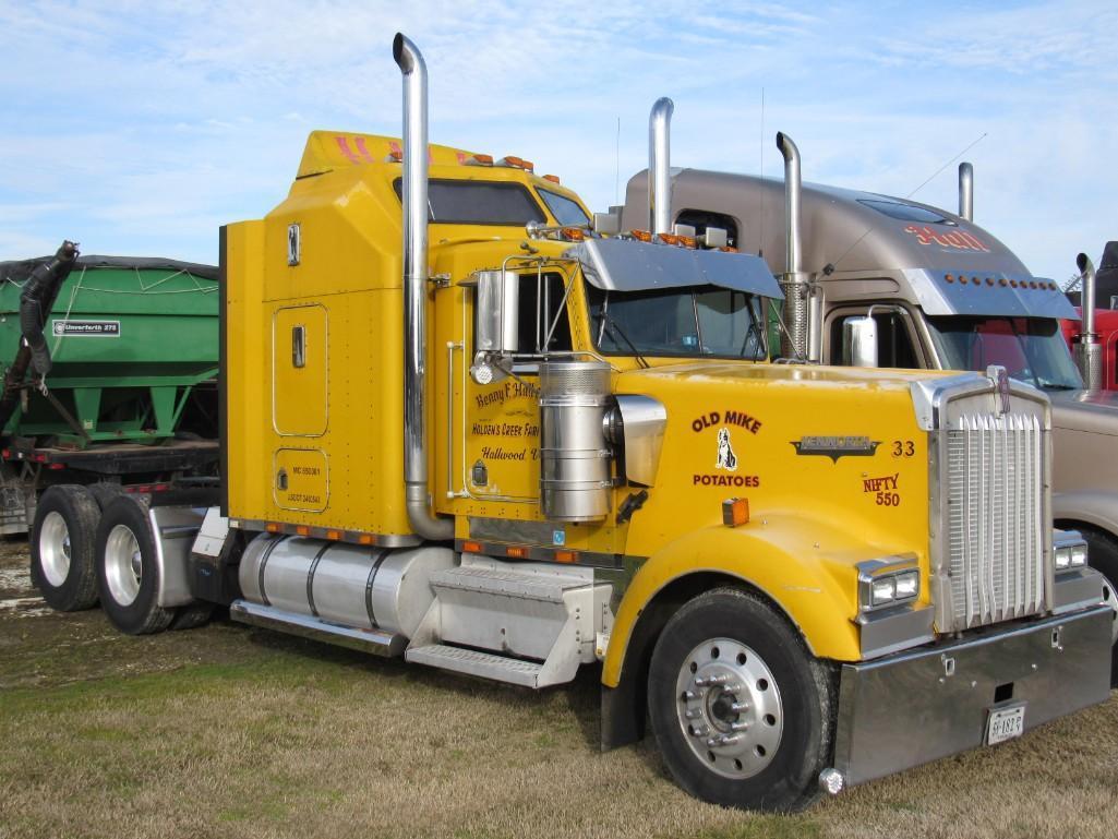 1996 Kenworth W900 T/A Sleeper Road Tractor (LTS #013)