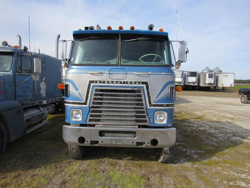 1995 Freightliner FLD120 T/A Sleeper Road Tractor (LTS #008) (RUNS BUT HAS ENGINE NOISE)