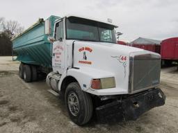 White GMC 4V2VJ Tri/A Potato Hopper Truck (LTS #040)