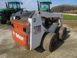 Bobcat S220 Skidsteer