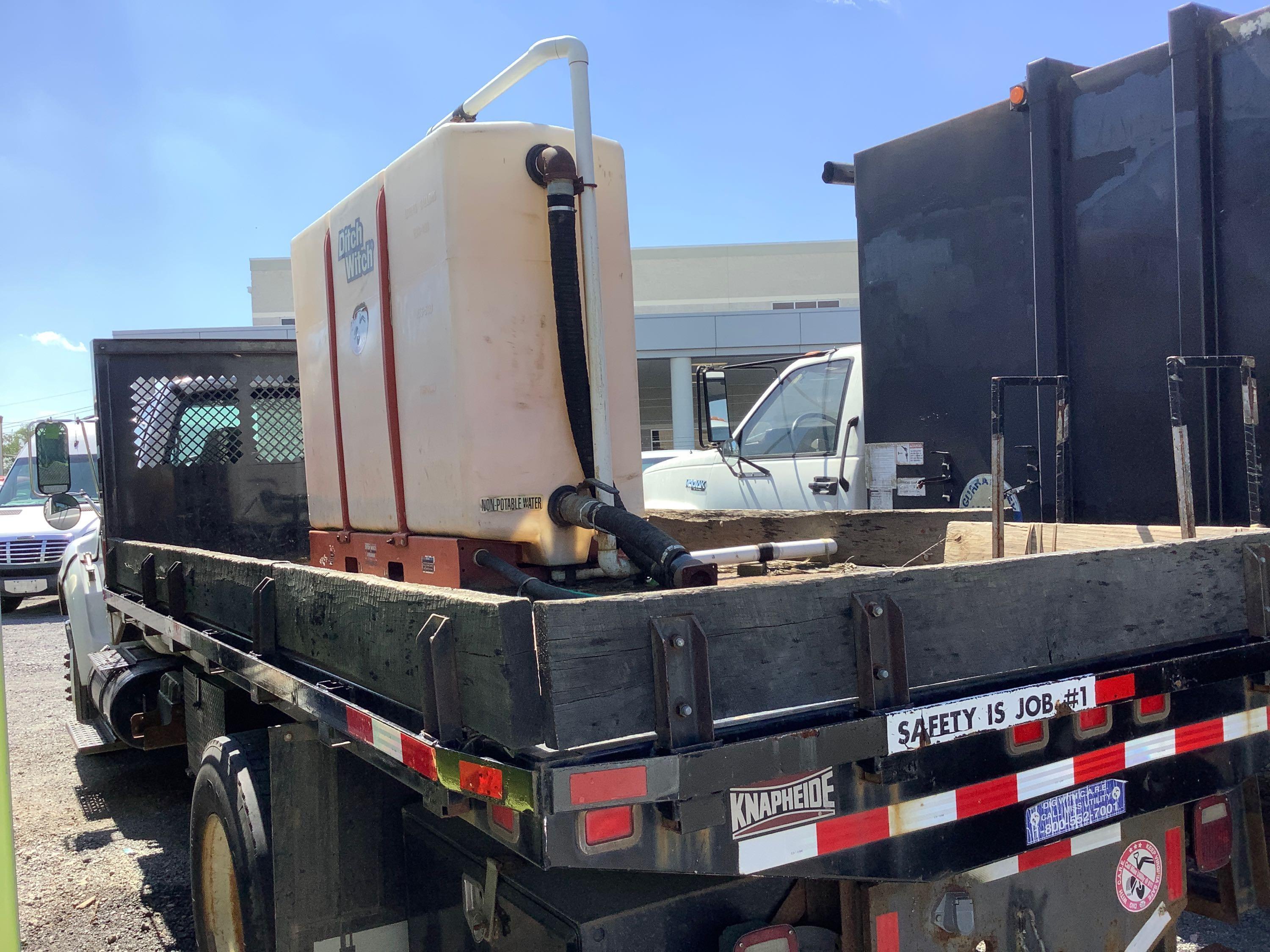 2008 FORD F650 FLATBED TRUCK