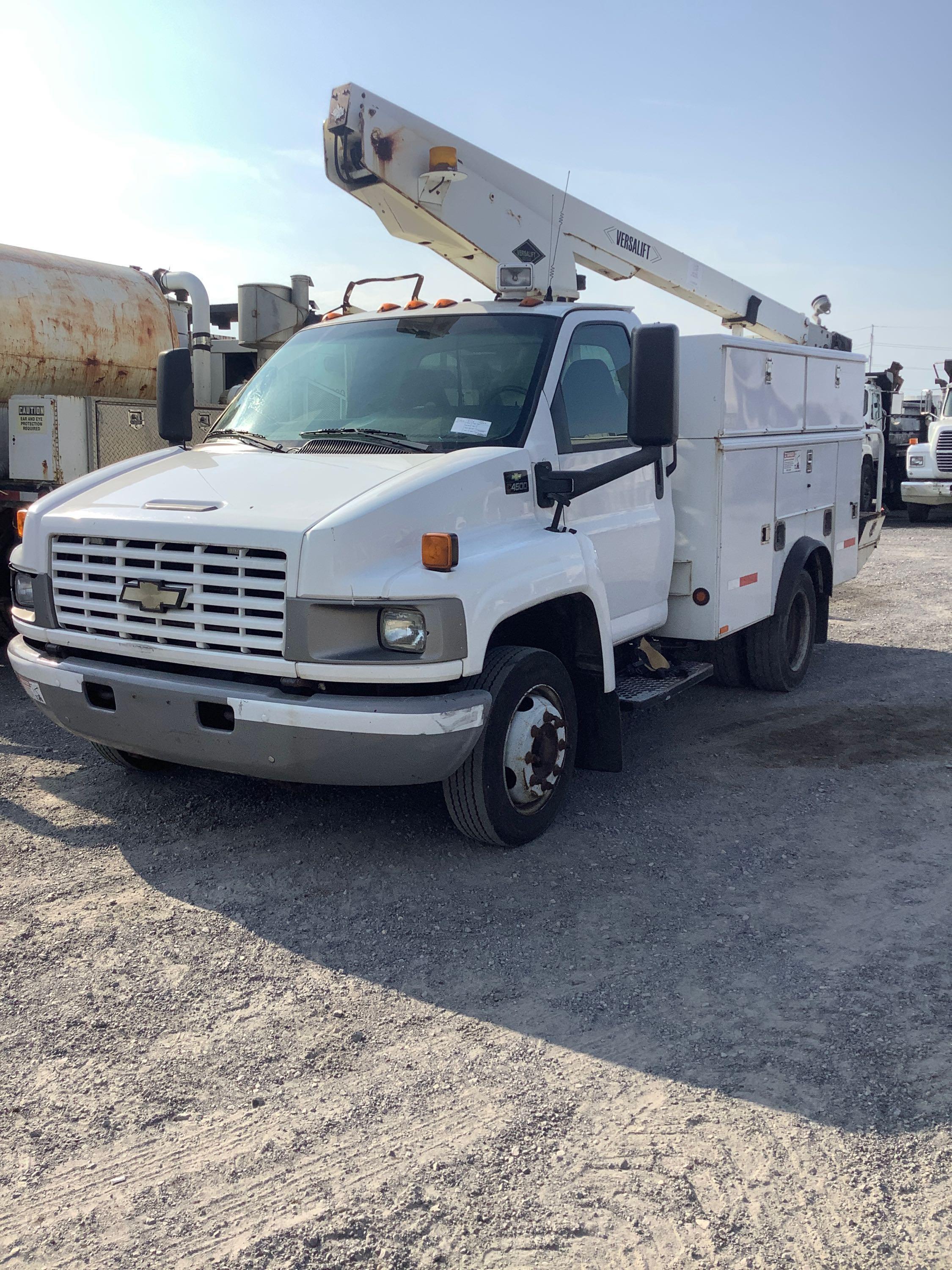 2006 CHEVROLET C4500 BUCKET TRUCK