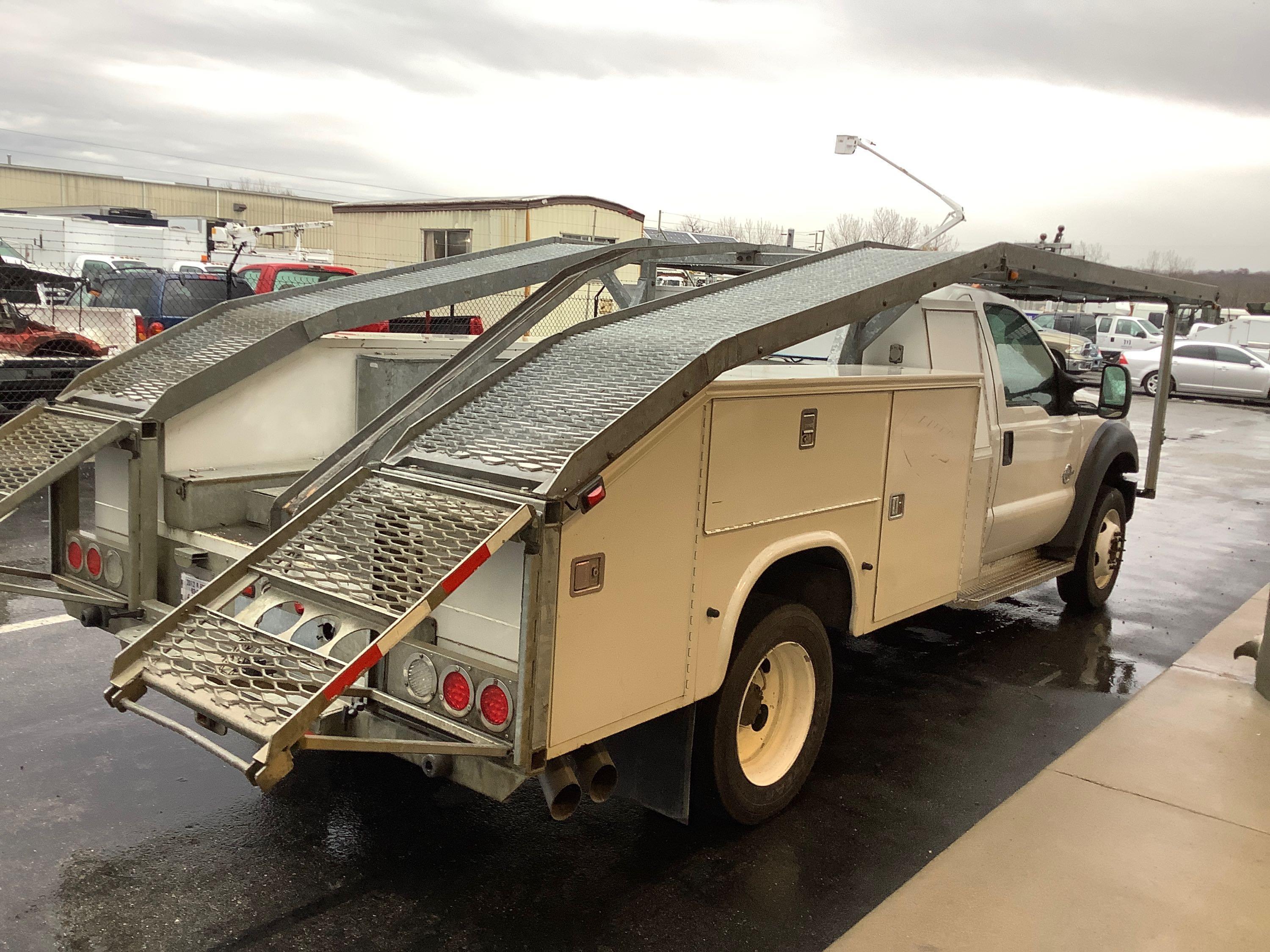 2012 FORD F550 CAR CARRIER TRUCK