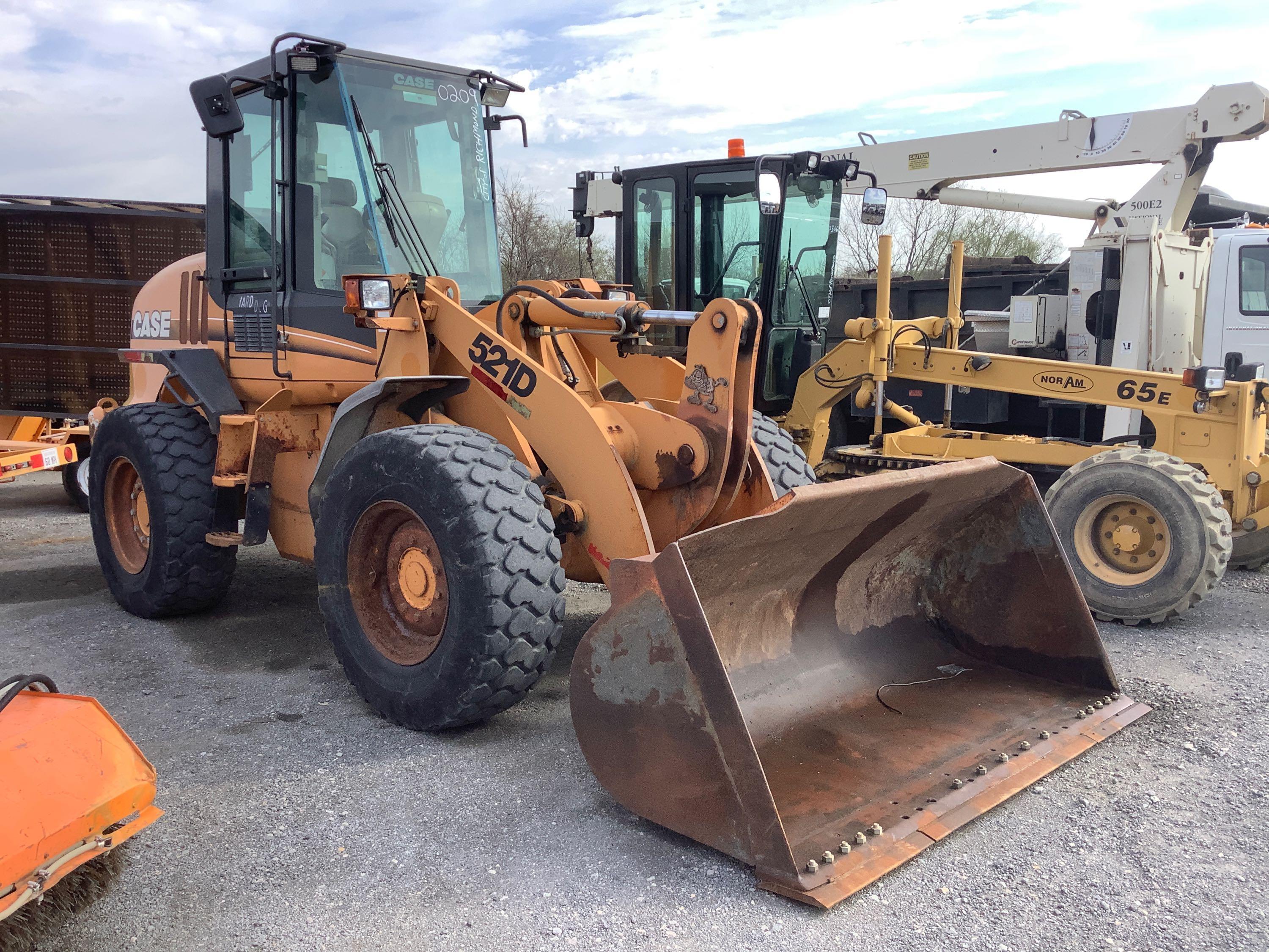 CASE 521D WHEEL LOADER