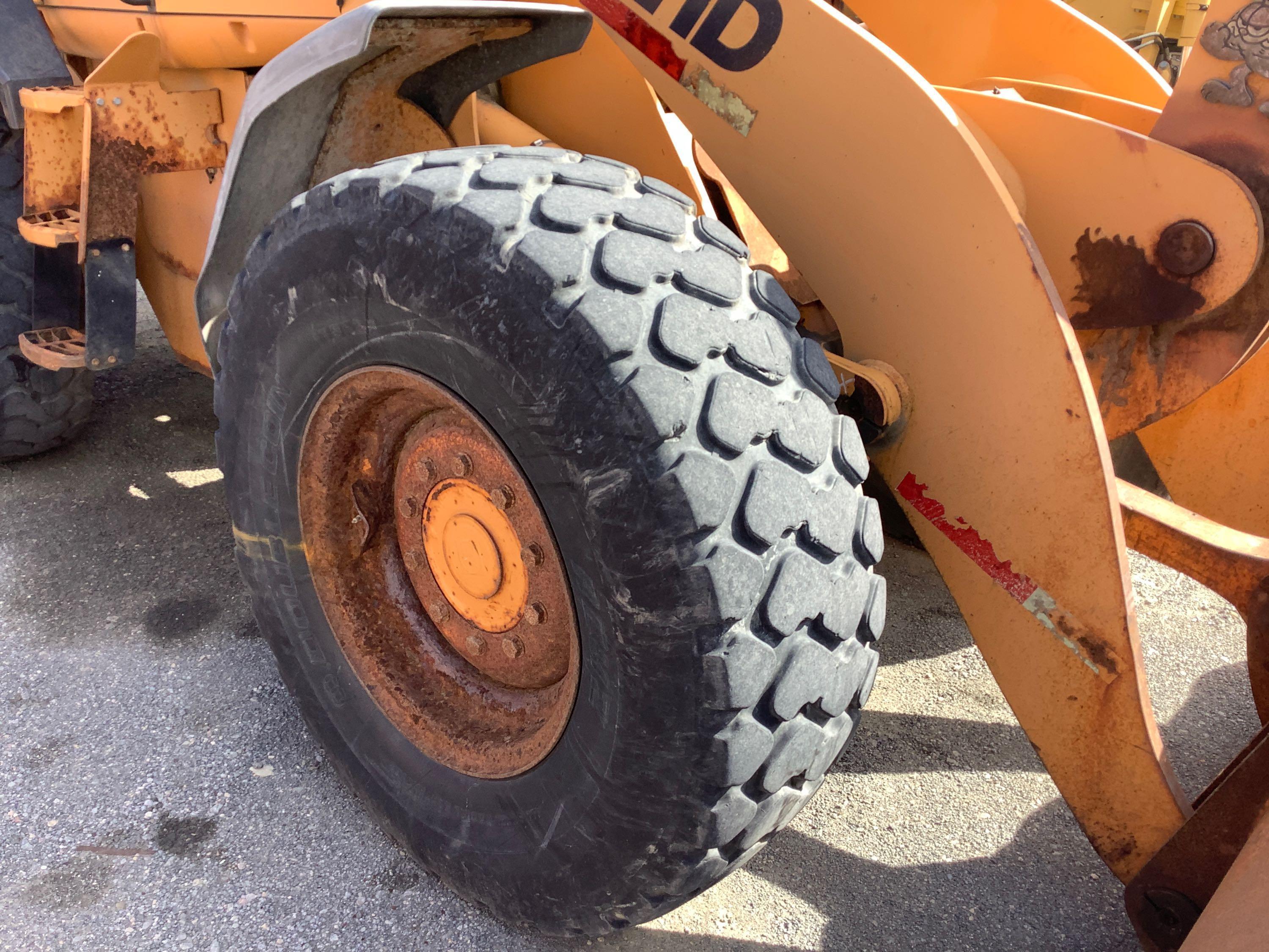 CASE 521D WHEEL LOADER