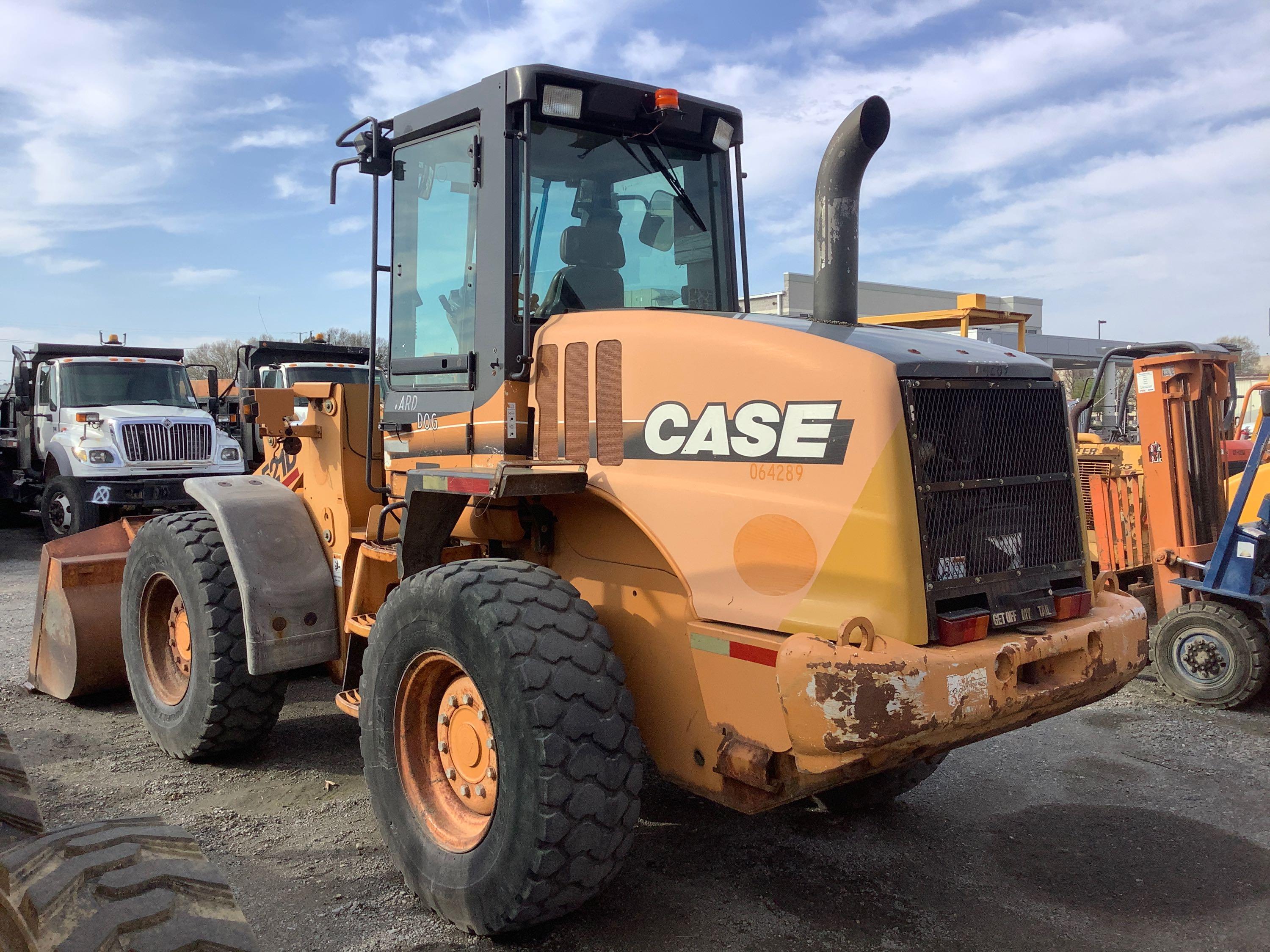 CASE 521D WHEEL LOADER