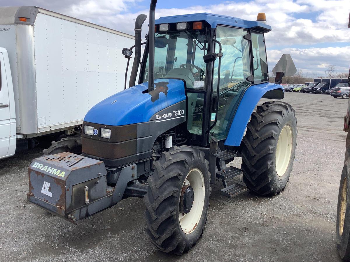 2003 NEW HOLLAND TS100 TRACTOR (VDOT UNIT #R06483)