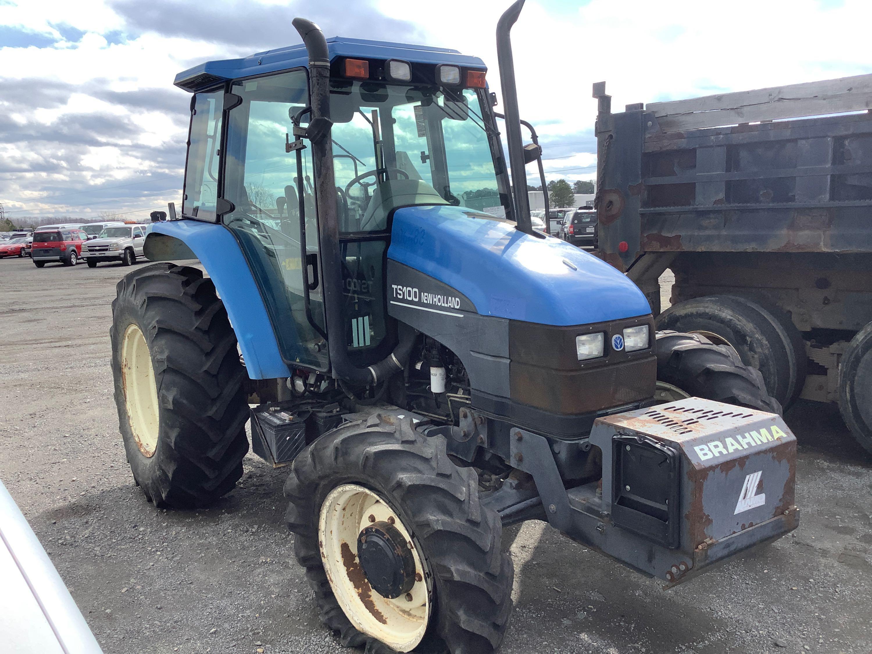 2003 NEW HOLLAND TS100 TRACTOR (VDOT UNIT #R06483)