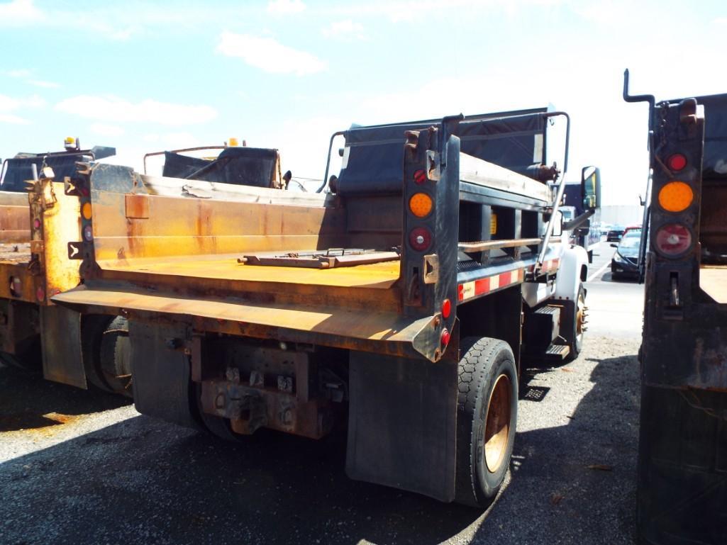 2005 GMC C7500 S/A DUMP TRUCK (VDOT UNIT #RO7202)