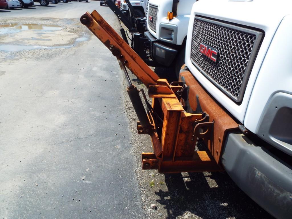 2005 GMC C7500 S/A DUMP TRUCK (VDOT UNIT #RO7202)