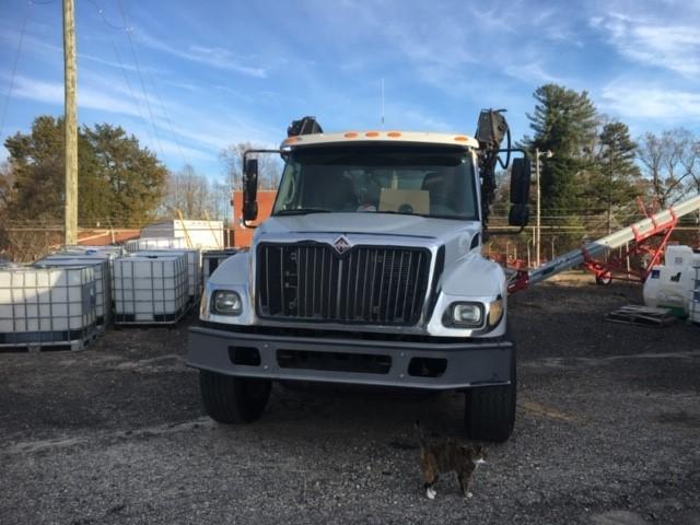 2007 INTERNATIONAL 7400 SPRAY TRUCK (UNIT #S-7937)