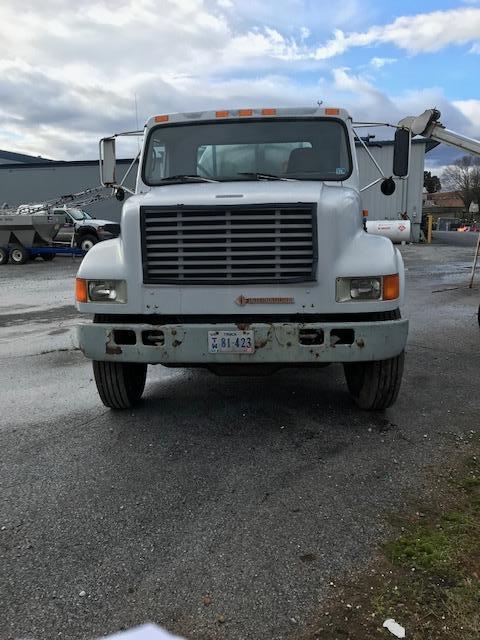 1998 INTERNATIONAL 4700 NURSE TANKER TRUCK (Unit #N-4125) (PARTS ONLY - NO TITLE)