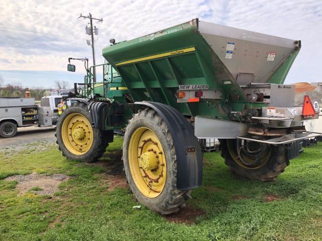 2012 JOHN DEERE 4940 NEW LEADER TRUCK (UNIT #F-8890)