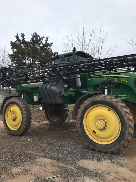 2012 JOHN DEERE 4730 SPRAYER TRUCK w/2012 B & B TRAILER (UNIT #S-8894)