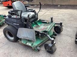 BOB CAT ZERO TURN LAWN MOWER