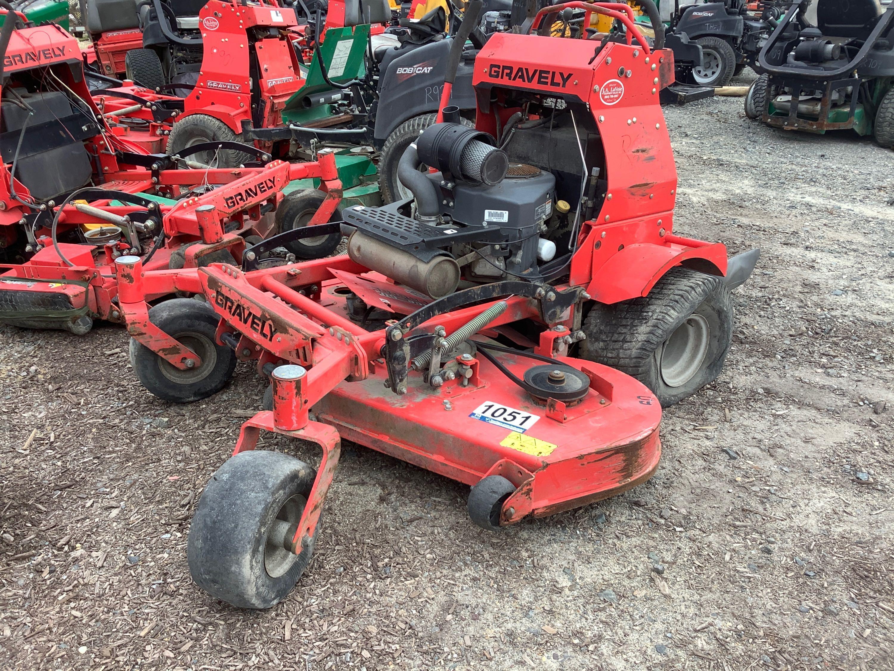 GRAVELY STAND BEHIND LAWN MOWER