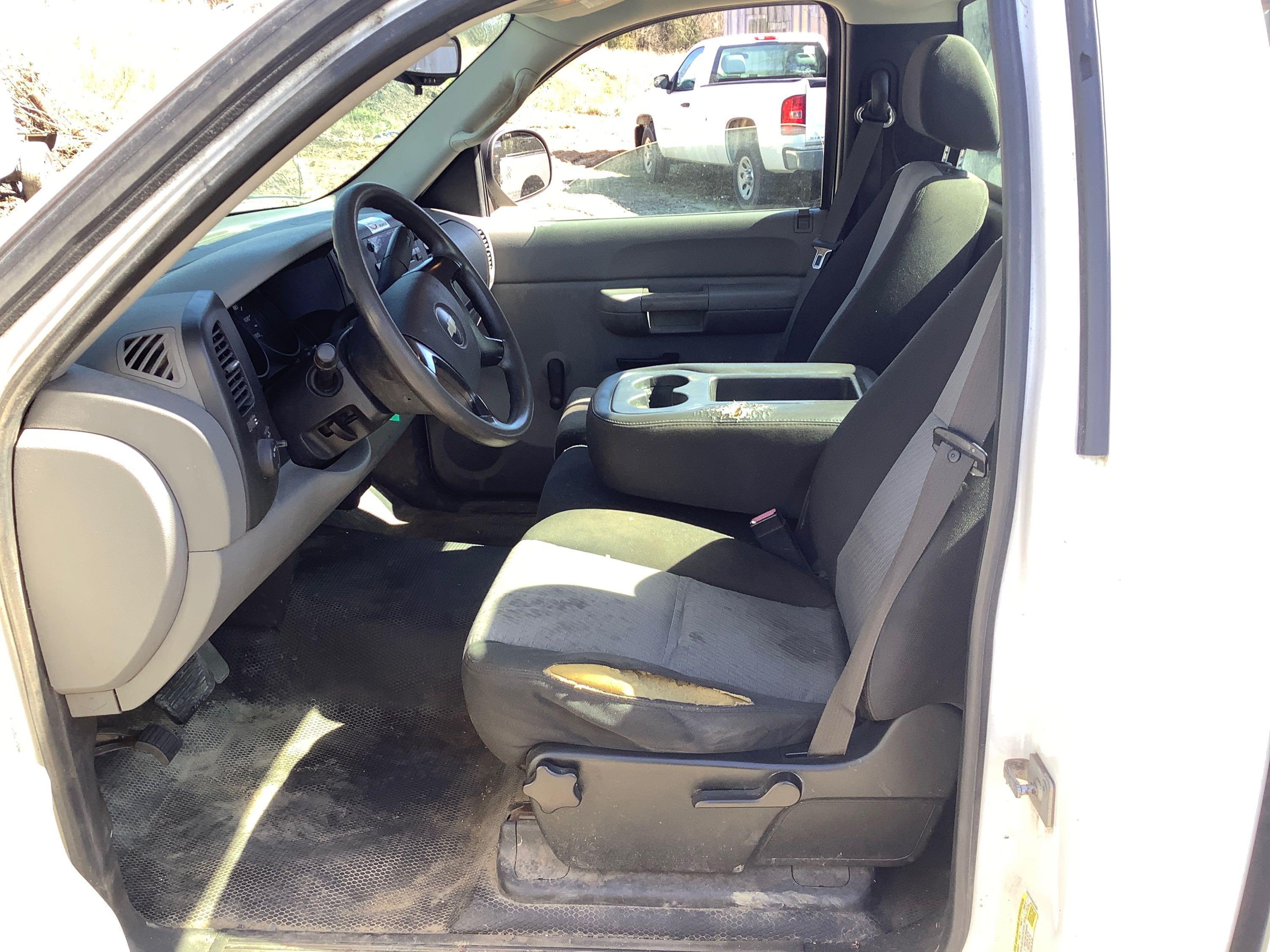 2009 CHEVROLET SILVERADO 1500 PICKUP TRUCK