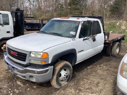 2007 GMC SIERRA 3500 STAKE BODY TRUCK