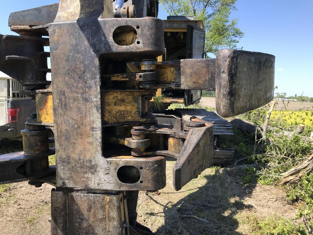 Tigercat 822 Tracked Feller Buncher