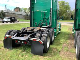 2015 KENWORTH T680 T/A SLEEPER ROAD TRACTOR (UNIT #1556)