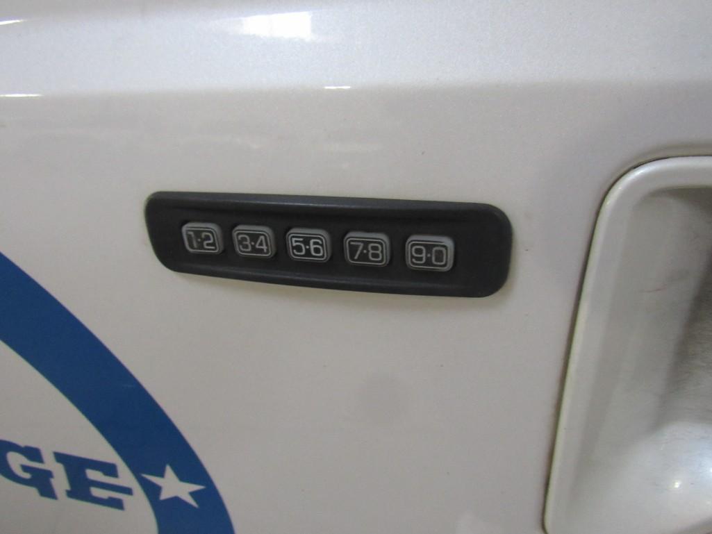 2011 Ford F250 4x4 Crew Cab Pickup (Unit #PU721)