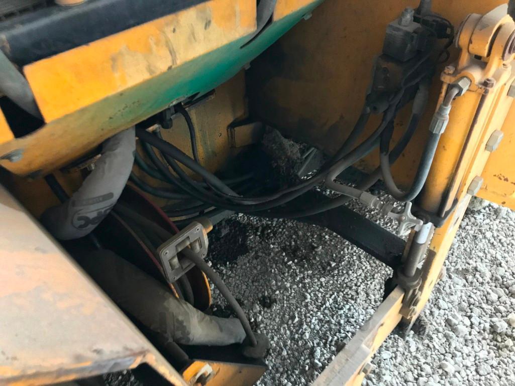 1997 Blaw-Knox PF-3180 Pneumatic Asphalt Paver