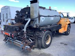 1990 GMC 7000 Series Asphalt Distribution Truck