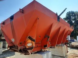 14' Hydraulic Salt Spreader