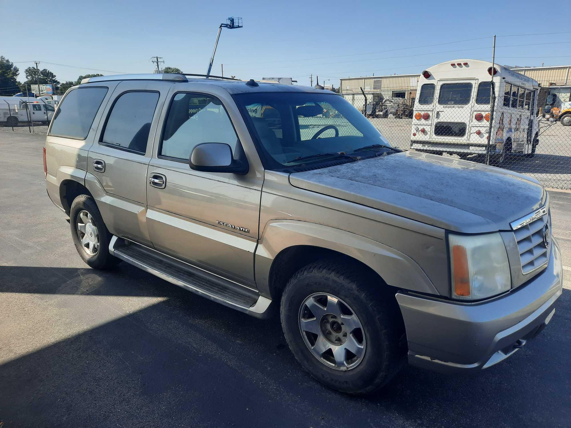 2003 Cadillac Escalade