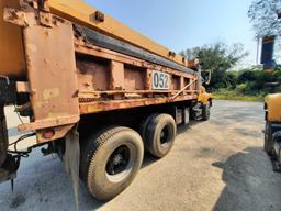 1995 International 2574 T/A Dump Truck Unit# ST-052