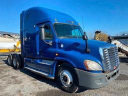 2010 FREIGHTLINER CASCADIA T/A SLEEPER ROAD TRACTOR