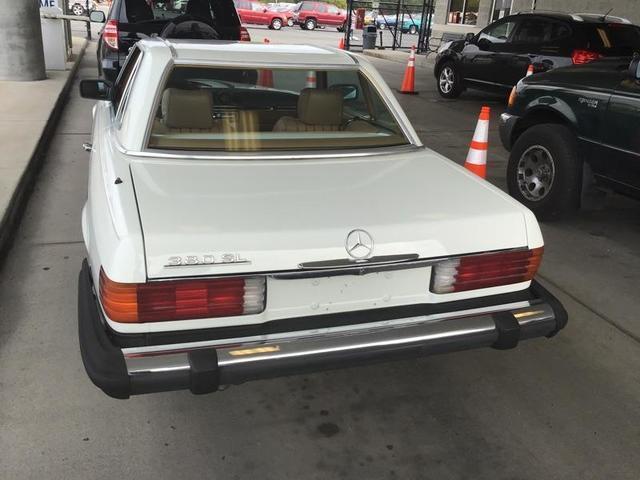 1984 Mercedes-Benz 380 SL