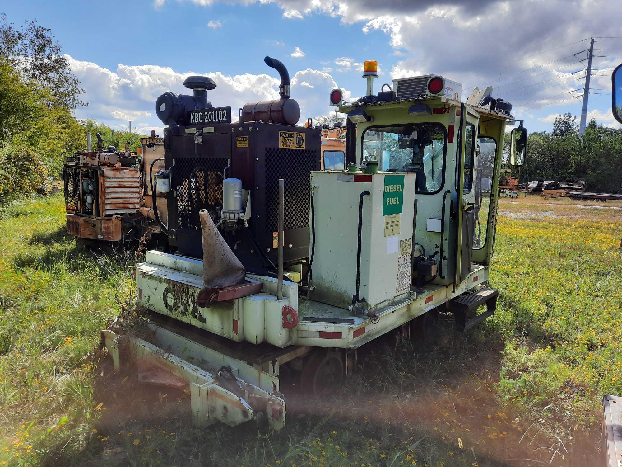 2001 Knox Kershaw Tie Crane KTC-1200 , (CSX UNIT#KBC201102)