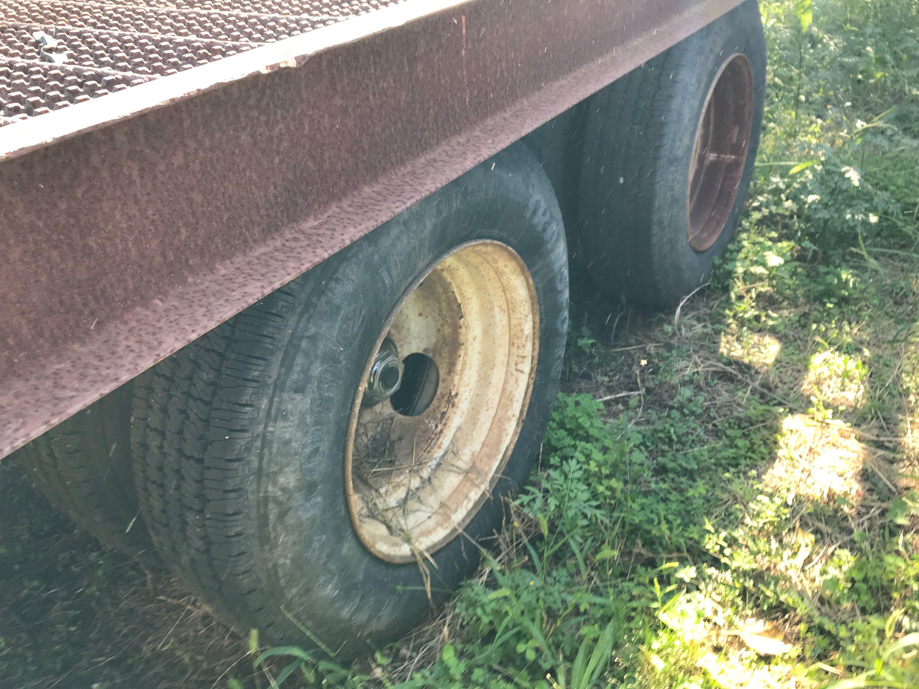 1995 Crosley T/A Equipment Trailer (CSX Unit# ET9524)