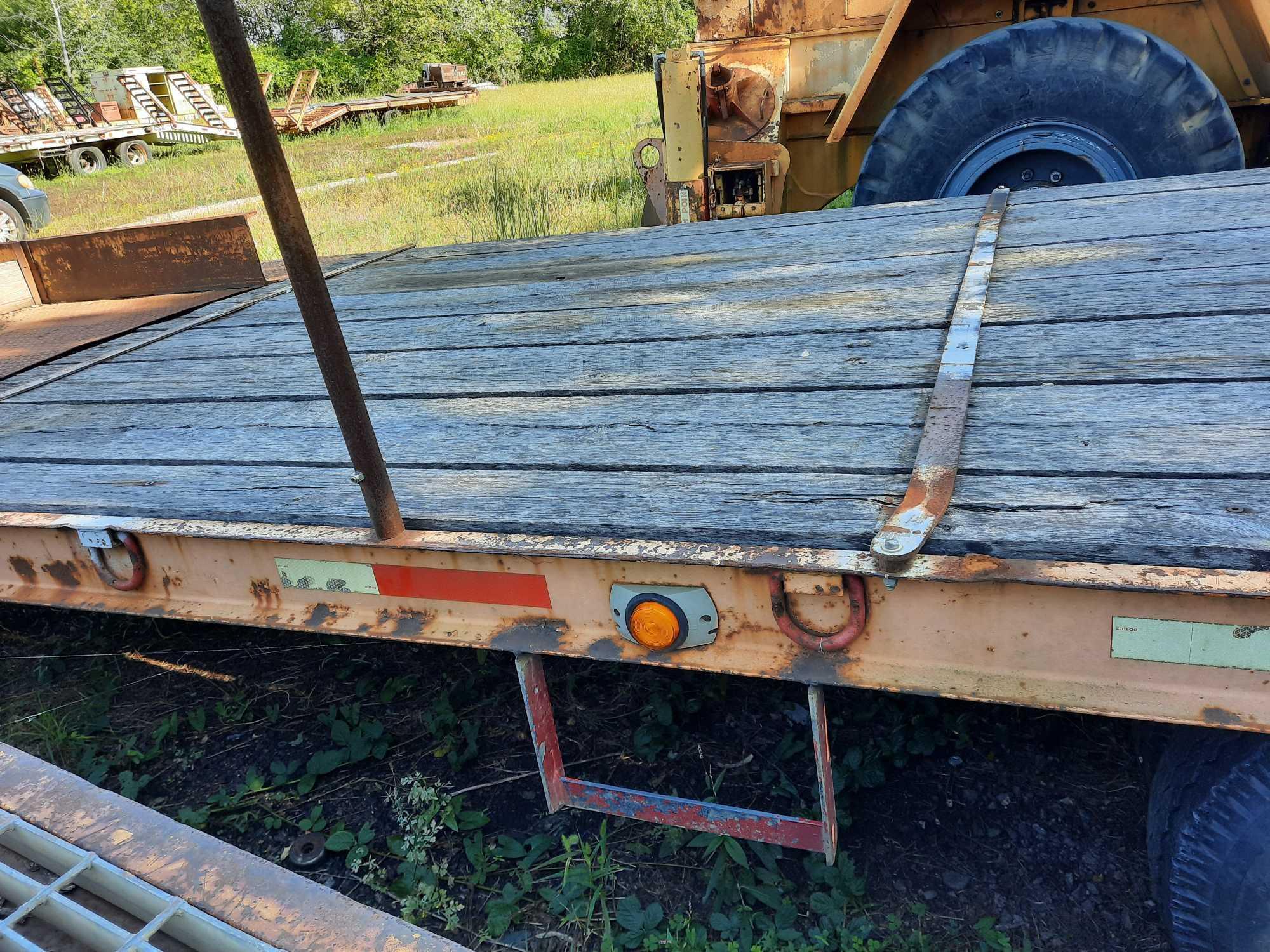 1995 Crosley T/A Equipment Trailer (CSX Unit# ET9530)