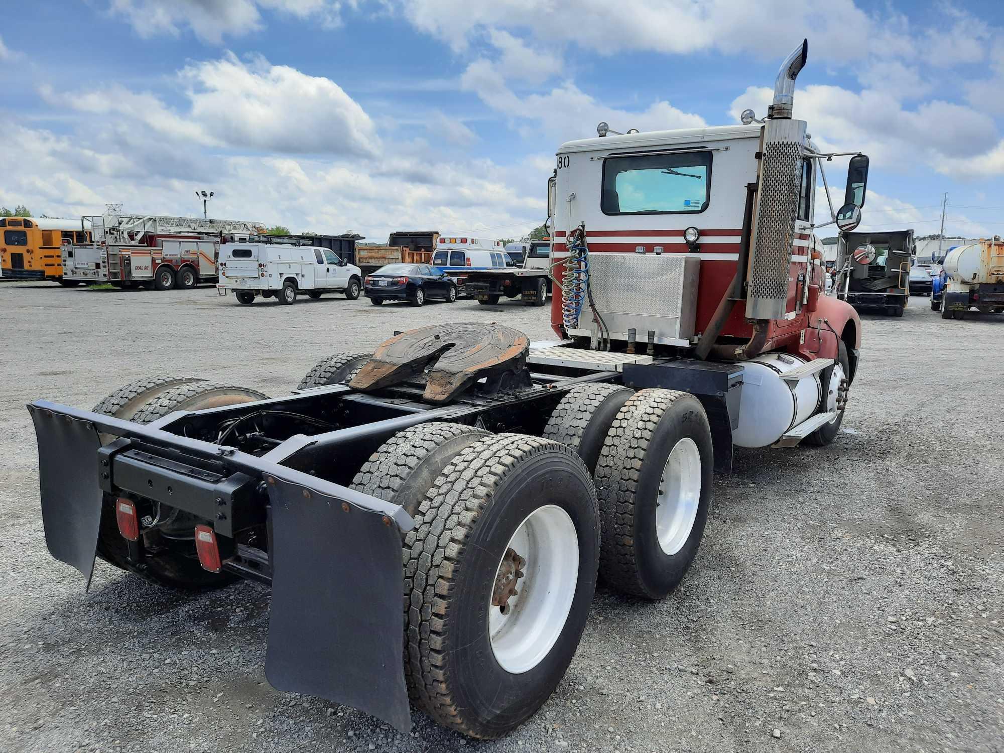 1993 International T/A Road Tractor