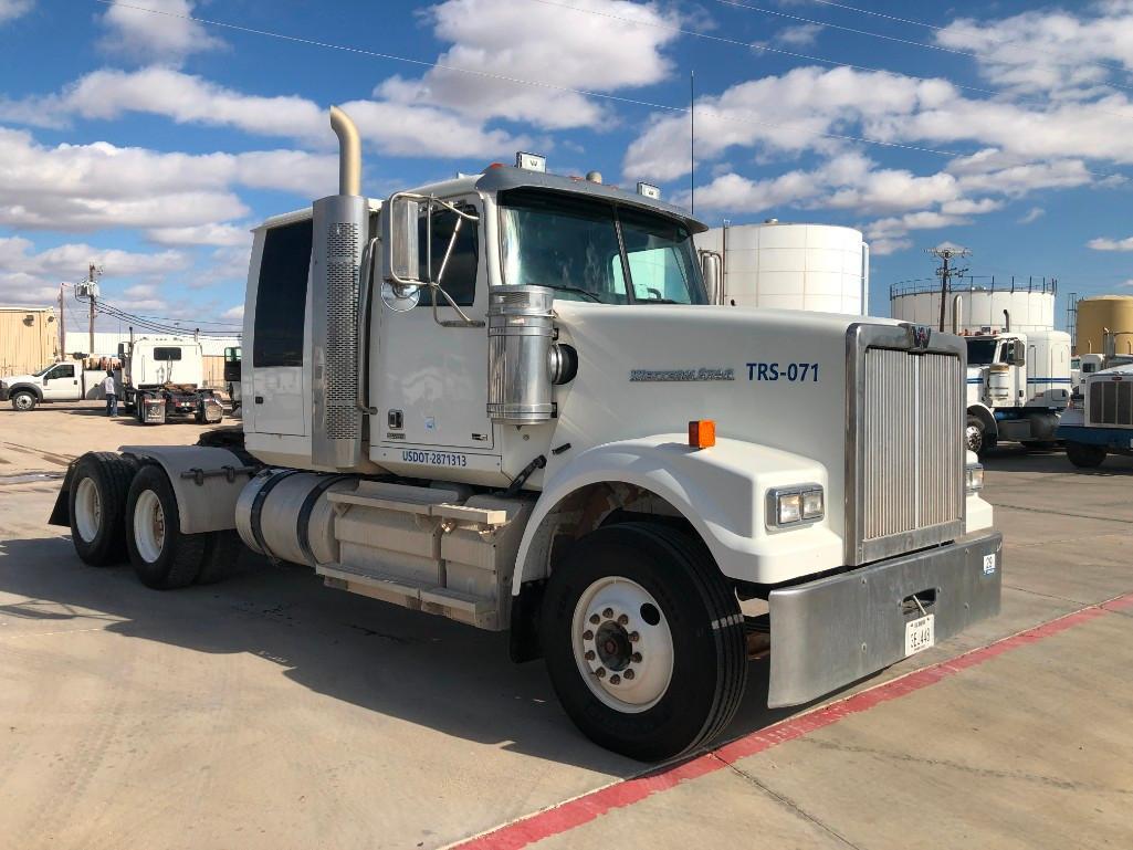 2014 Western Star 4900SF T/A Sleeper Road Tractor (Unit #TRS-071)