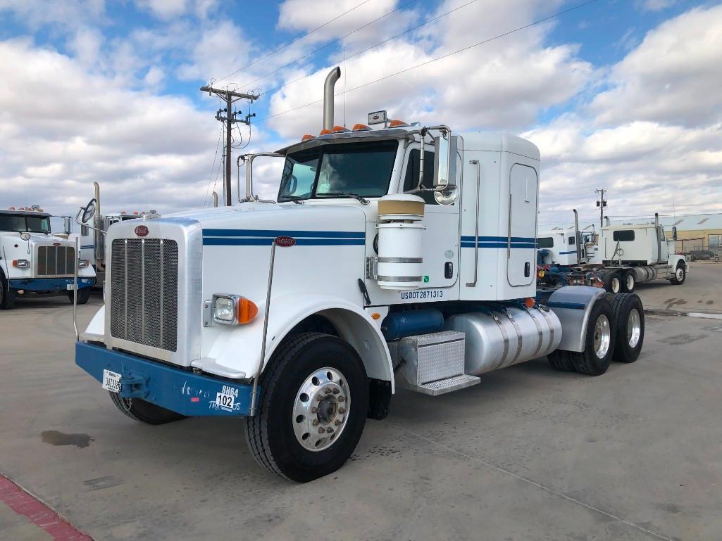 2013 Peterbilt 367 T/A Sleeper Compressor Truck Road Tractor (Unit #TRB-305)