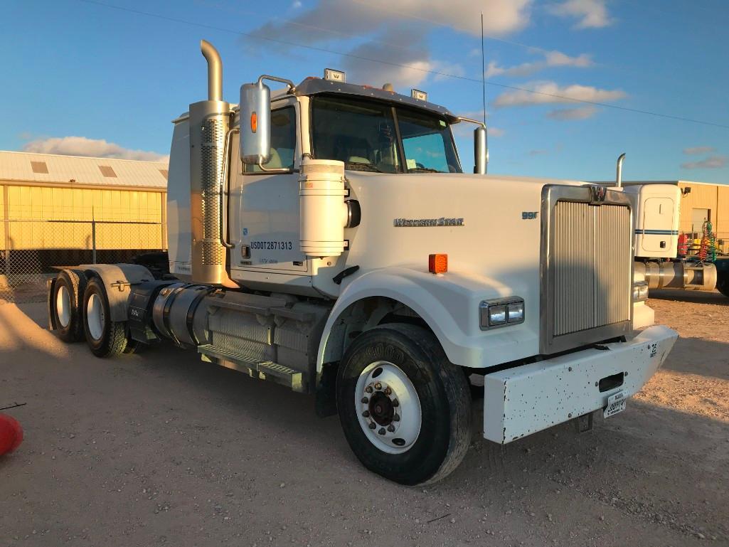 2014 Western Star 4900SF T/A Sleeper Road Tractor (Unit #TRS-115)